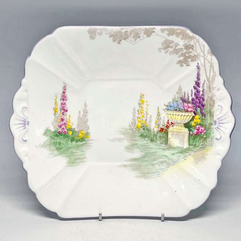 Shelley Queen Anne Garden Urn Cake Plate  11617