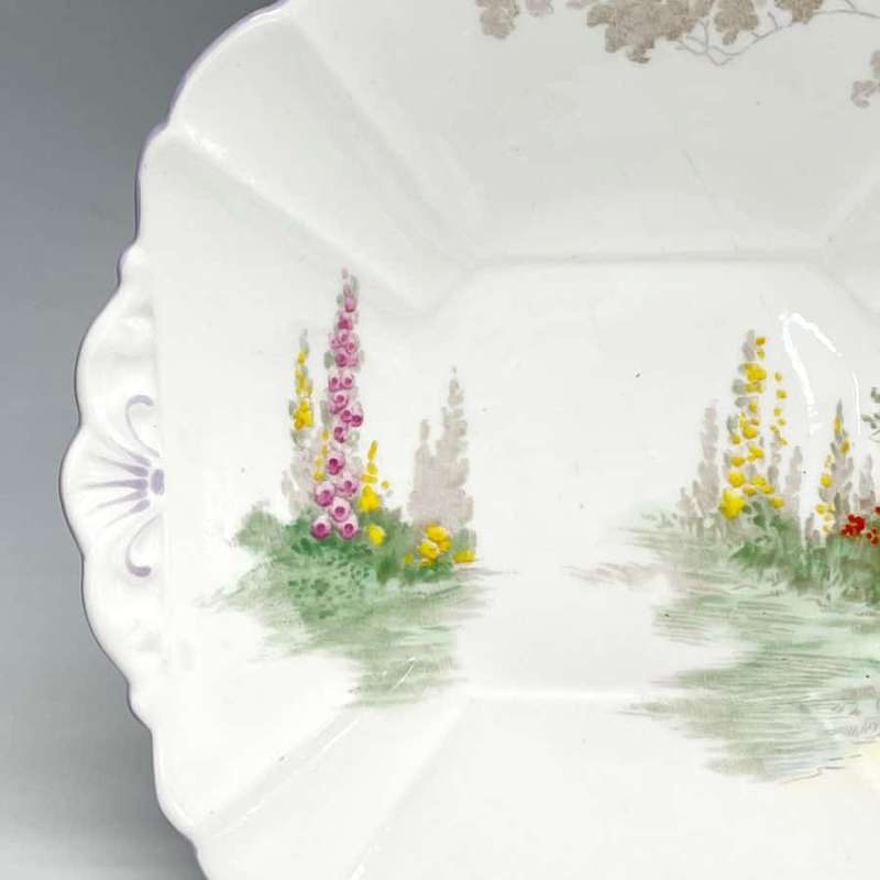 Shelley Queen Anne Garden Urn Cake Plate  11617