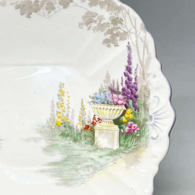 Shelley Queen Anne Garden Urn Cake Plate  11617