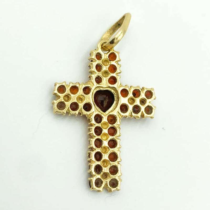 18ct Gold Garnet Crucifix Pendant