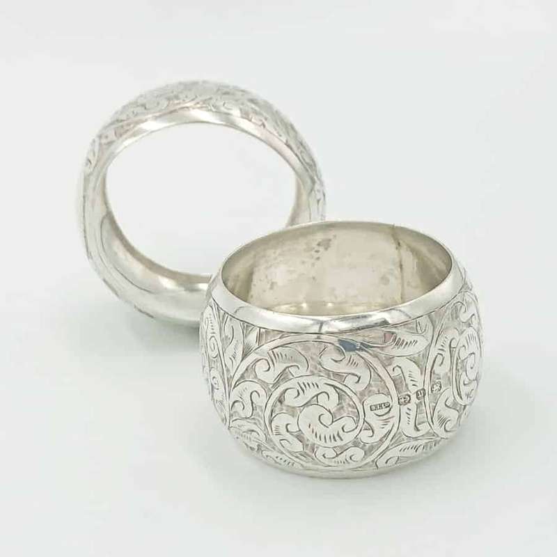 Hallmarked Silver Pair of Serviette Rings Boxed Bird 1894