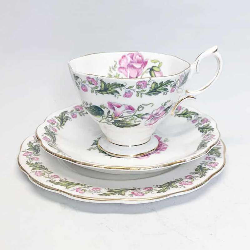 Royal Albert Cotswold Malvern Trio