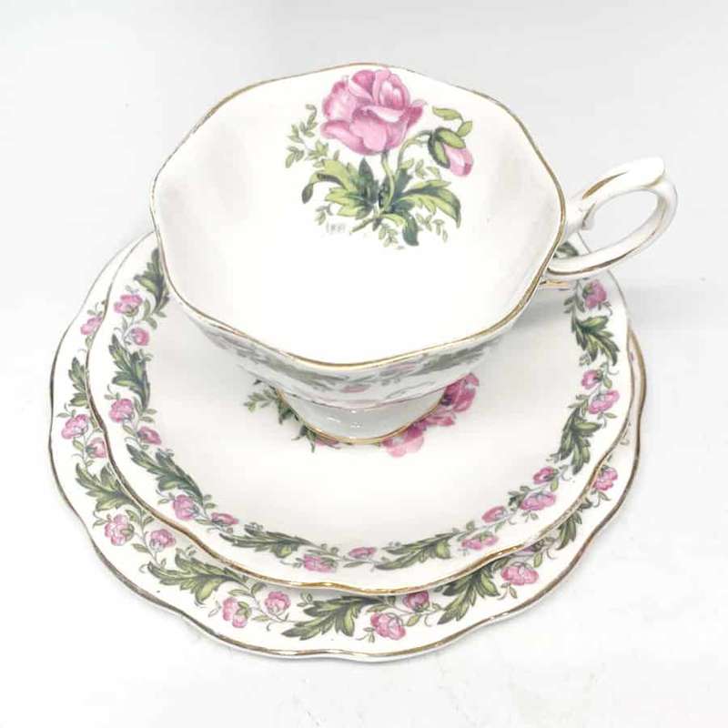 Royal Albert Cotswold Malvern Trio
