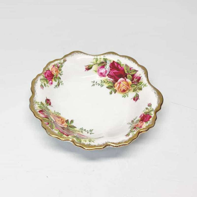 Royal Albert Old Country Roses Shell Bon Bon