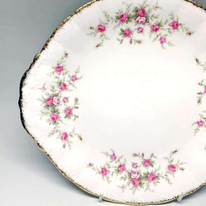 Paragon Victoriana Rose Tea Cake Plate