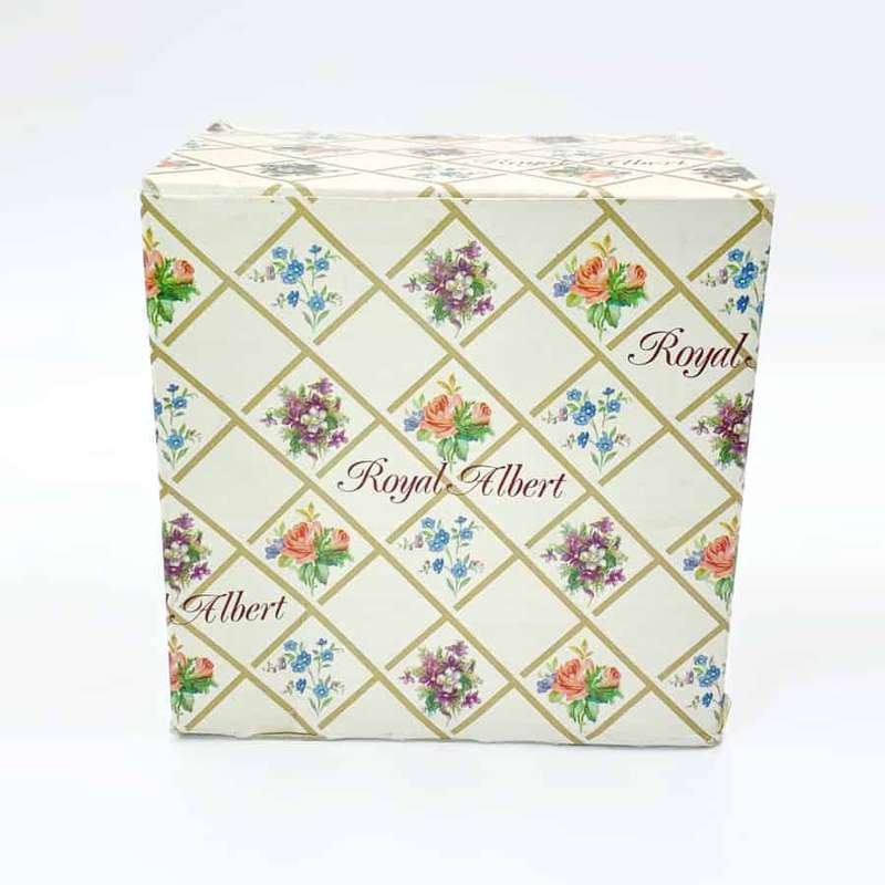 Royal Albert Flower Of The Month Posy April
