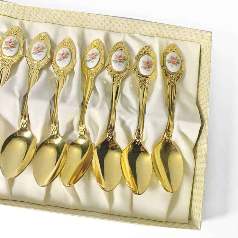 Eetrite 24ct Gold Plated Royal Albert Moss Rose 12 Piece Set