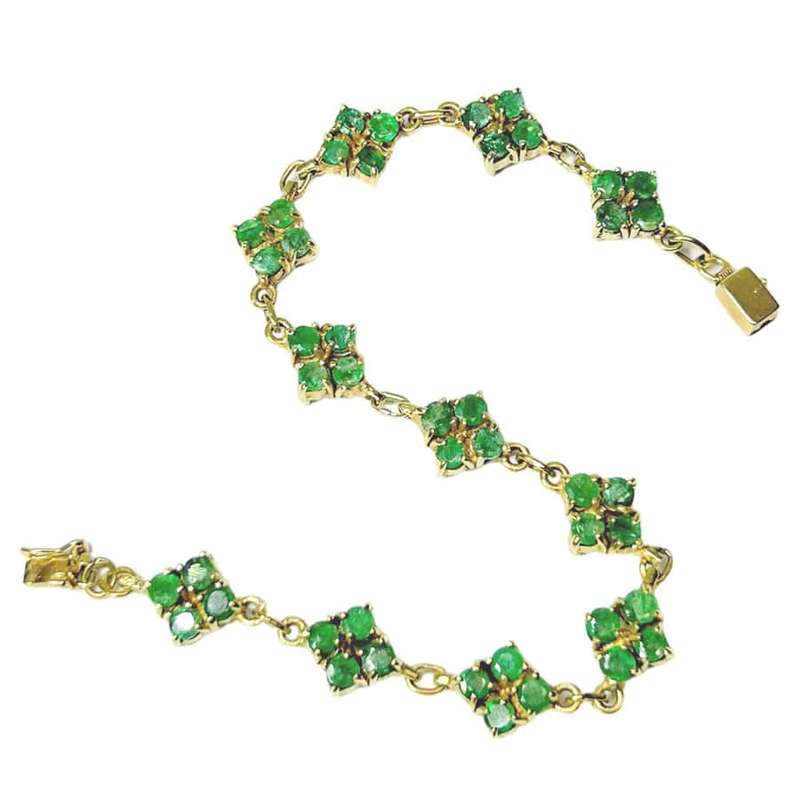 14Ct Gold Bracelet Set With 44 Claw Set Emeralds