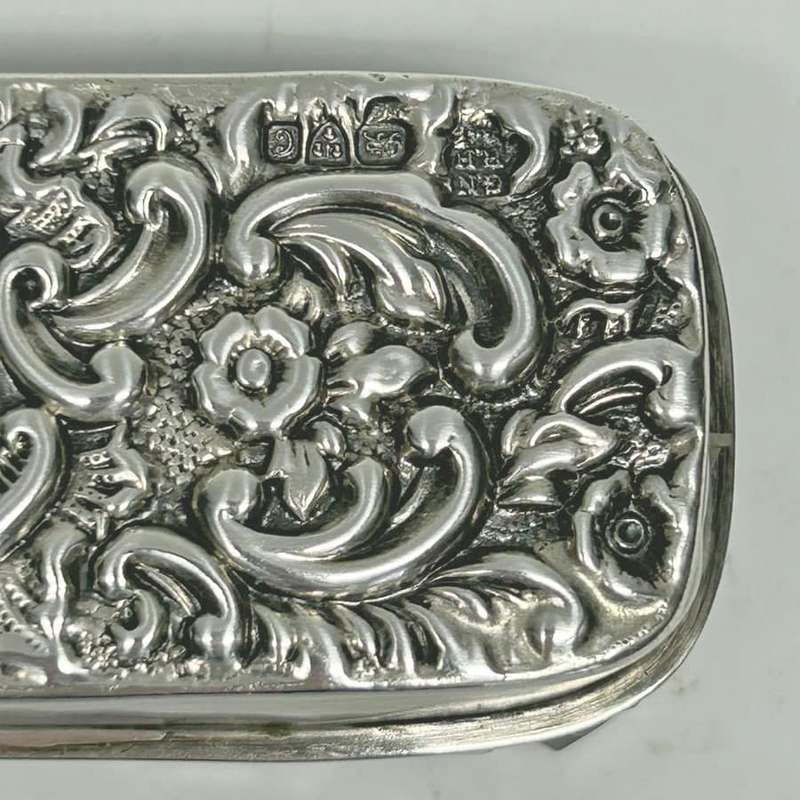Hallmarked Silver And Glass Trinket Box Chester 1903