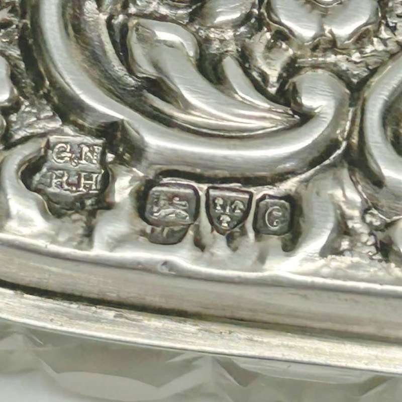 Hallmarked Silver And Glass Trinket Box Chester 1903