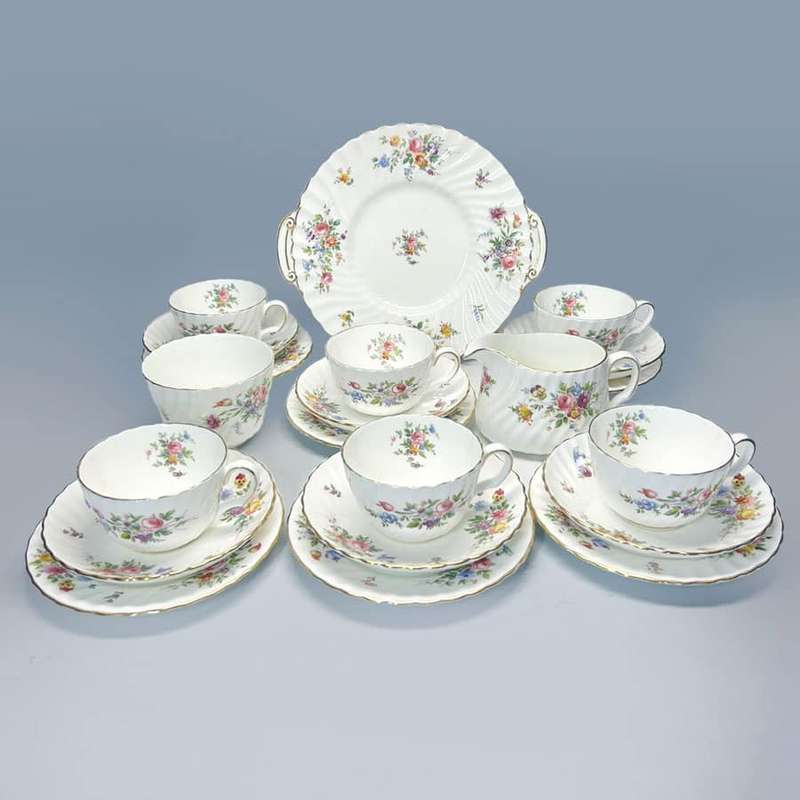 Minton Marlow 21 Piece Tea Set