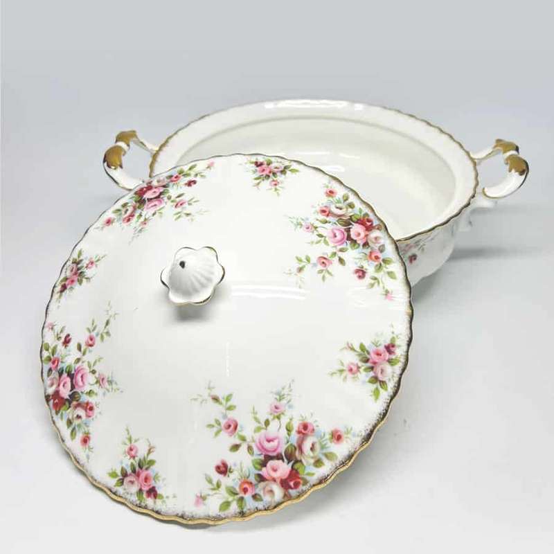 Royal Albert  Cottage Garden Vegetable Toureen