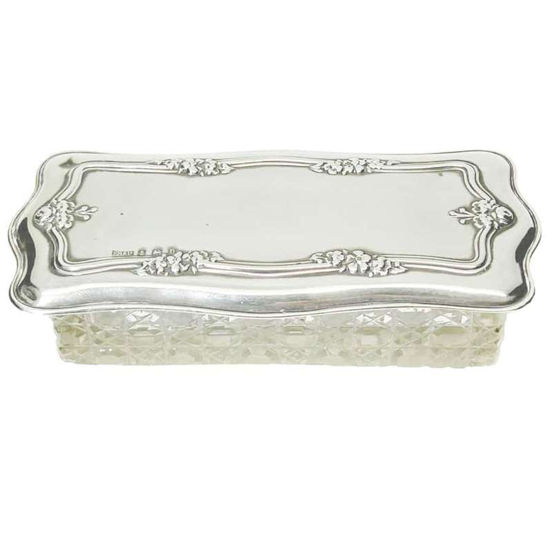 Hallmarked Silver Trinket Box Birmingham 1928