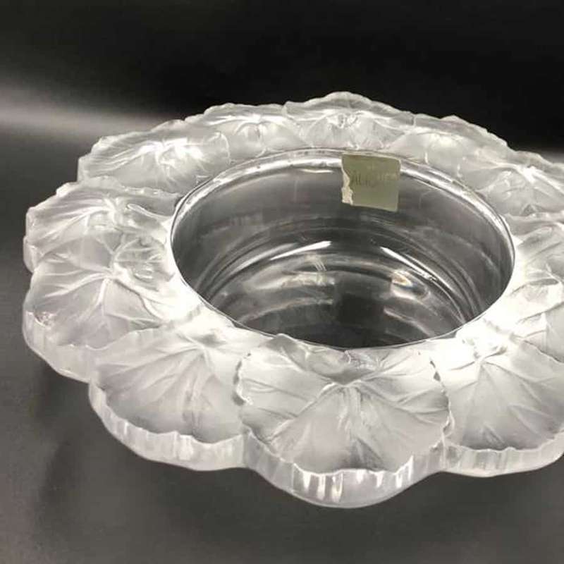 Lalique Opalencent Glass Honfleur Leaf Design Bowl