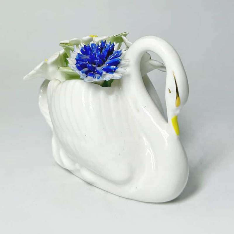 Royal Doulton Swan Posy