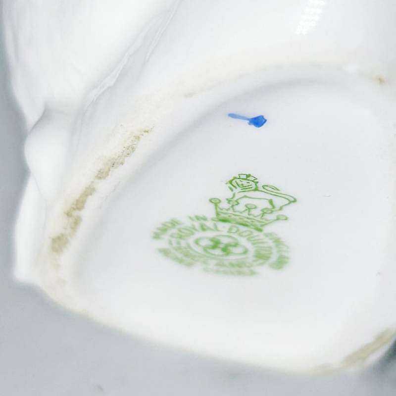 Royal Doulton Swan Posy