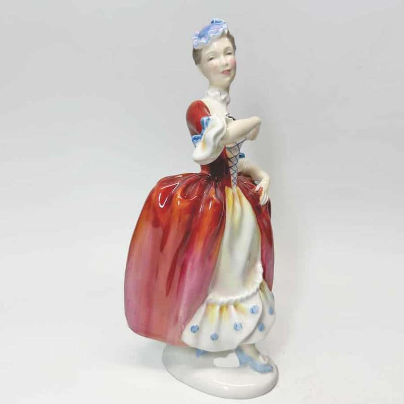 Masquerade  HN2259 Royal Doulton Figurine