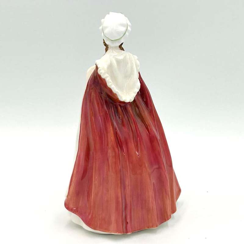 Royal Doulton Figurine Bess HN2002