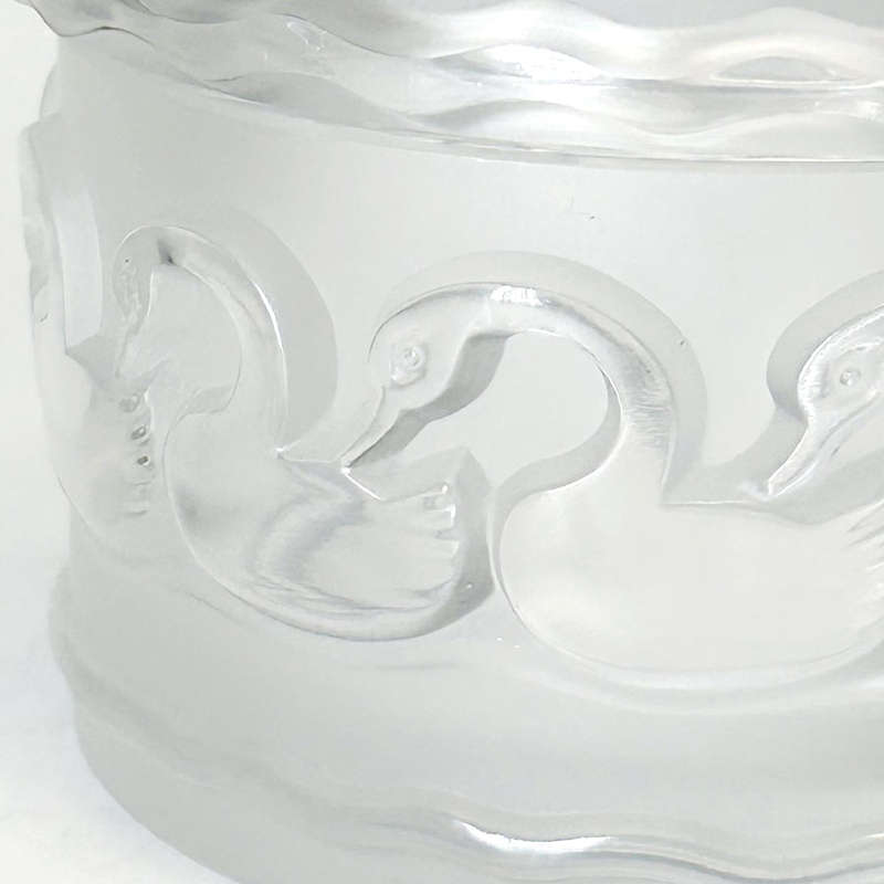 Lalique France Canards Swan Dresser Box