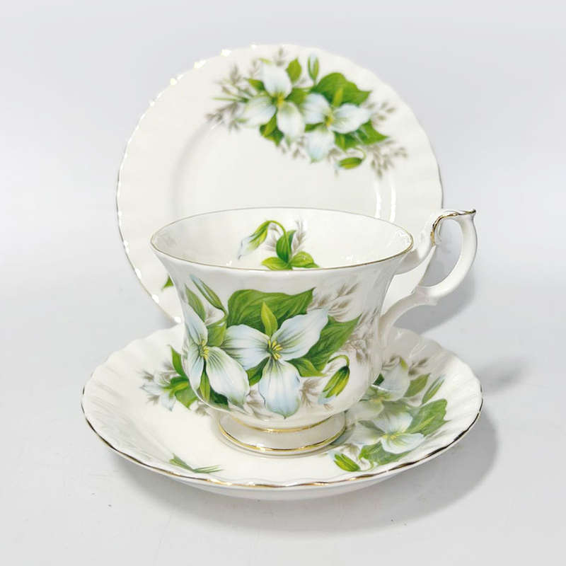 Royal Albert Trillium Tea Trio
