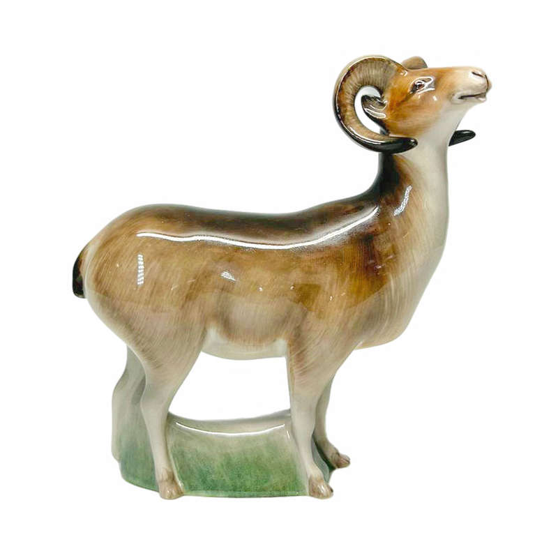 Royal Doulton Figurine Mountain Sheep HN2661