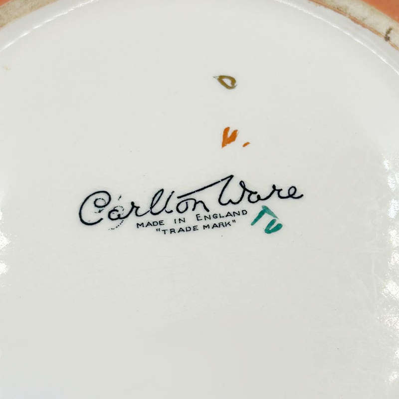 Carlton Ware Shadow Bunnies Lustreware Stepped Bowl C1930