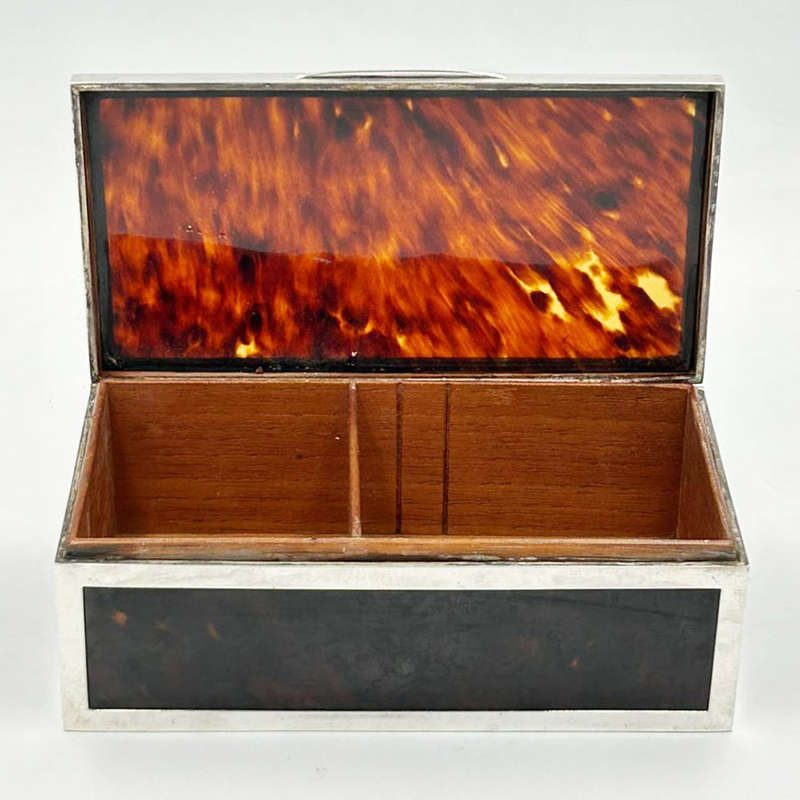 Hallmarked Silver and Tortoiseshell Cigarette Box Birmingham 1926