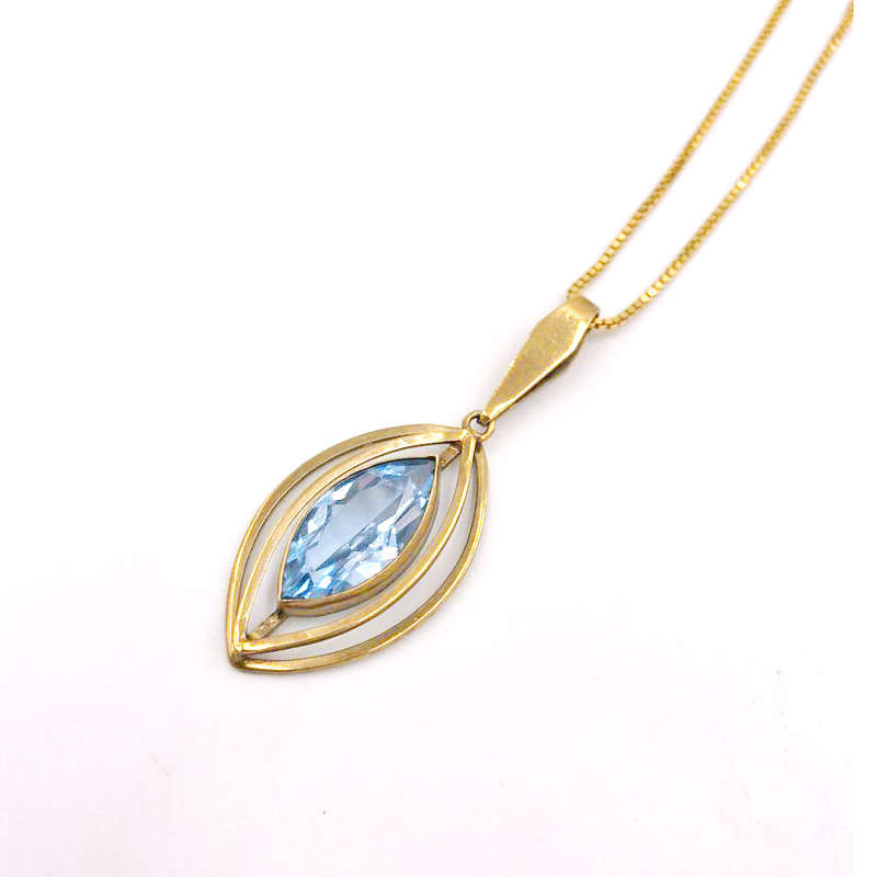 Marquise Topaz Pendant On Chain 8Ct