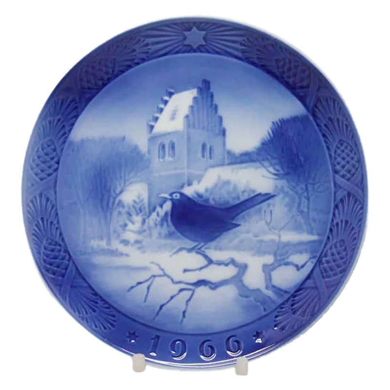 Royal Copenhagen Blackbird at Christmas Time Christmas Plate 1966