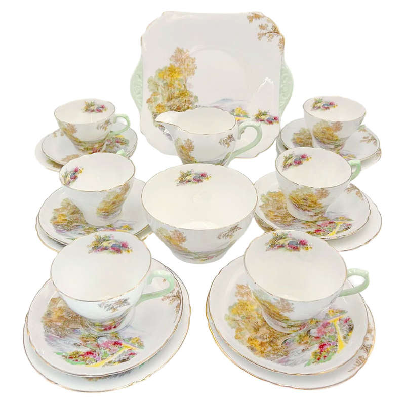 Shelley Heather 21 Piece Tea Service