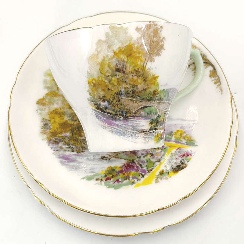 Shelley Heather 21 Piece Tea Service