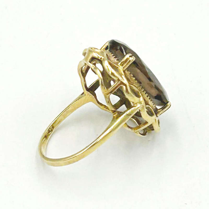 Topaz Ring Set In 9 Carat Gold