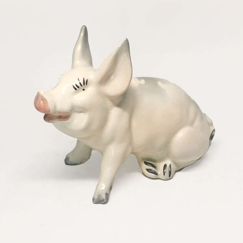 Beswick Beatrix Sitting Pig 839
