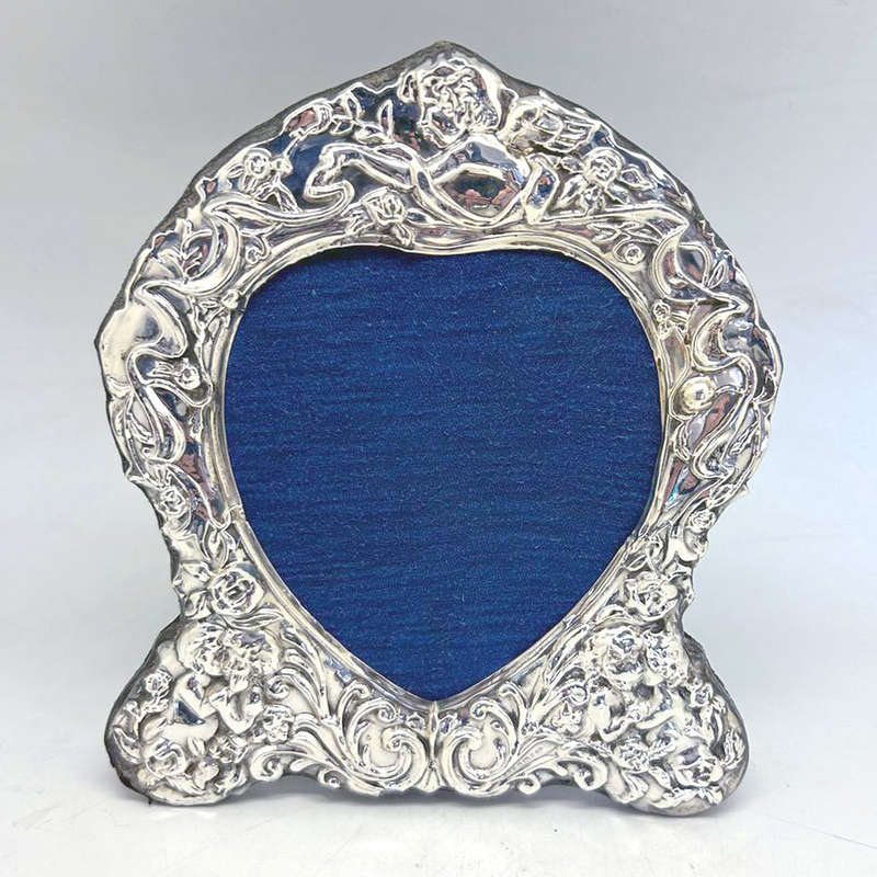 Hallmarked Silver Carrs Heart Picture Frame Sheffield