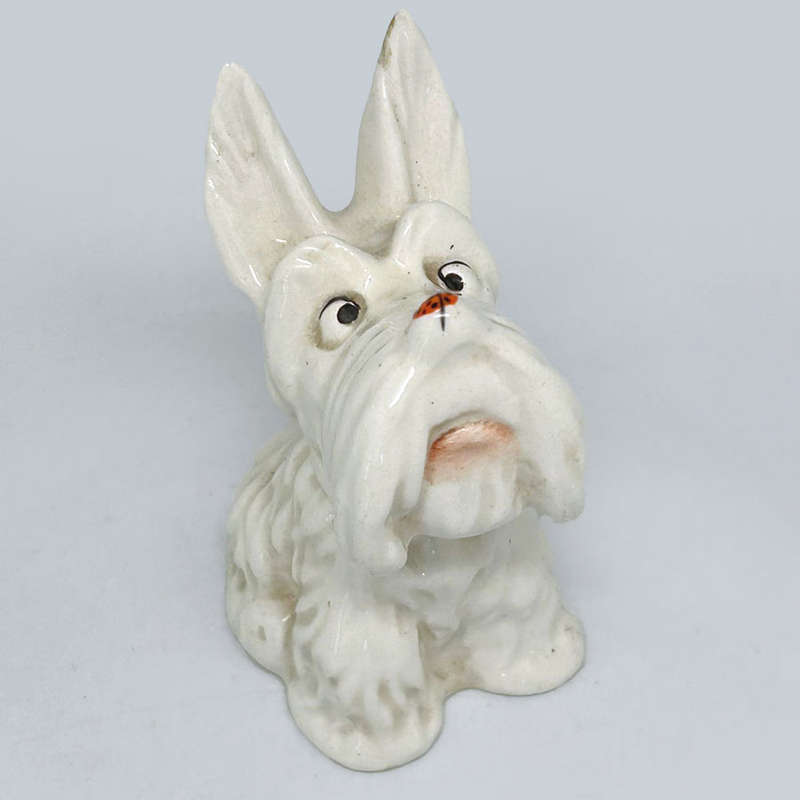 Beswick Dog With Ladybird On Nose