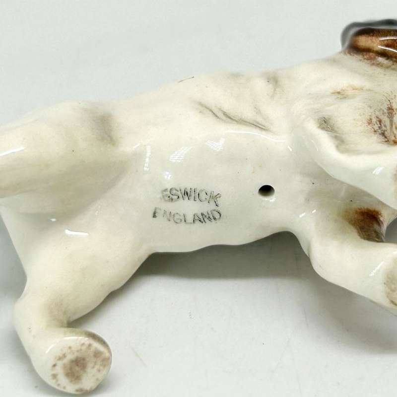 Beswick Hunting Pointer Dog Retriever Figurine