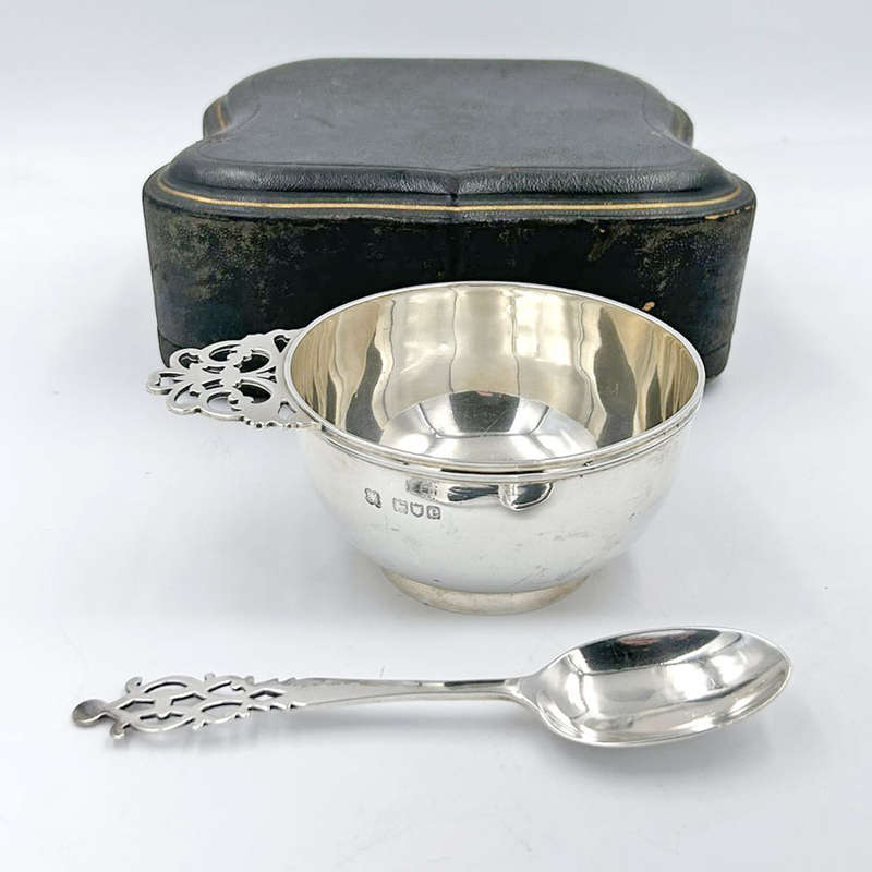 Hallmarked Porringer London 1900 Edward and Sons