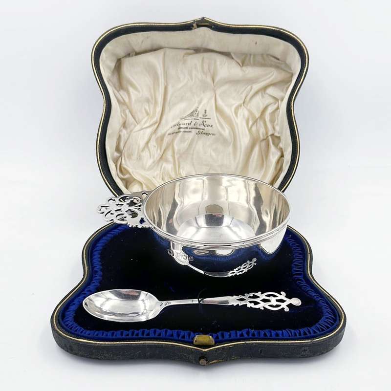Hallmarked Porringer London 1900 Edward and Sons