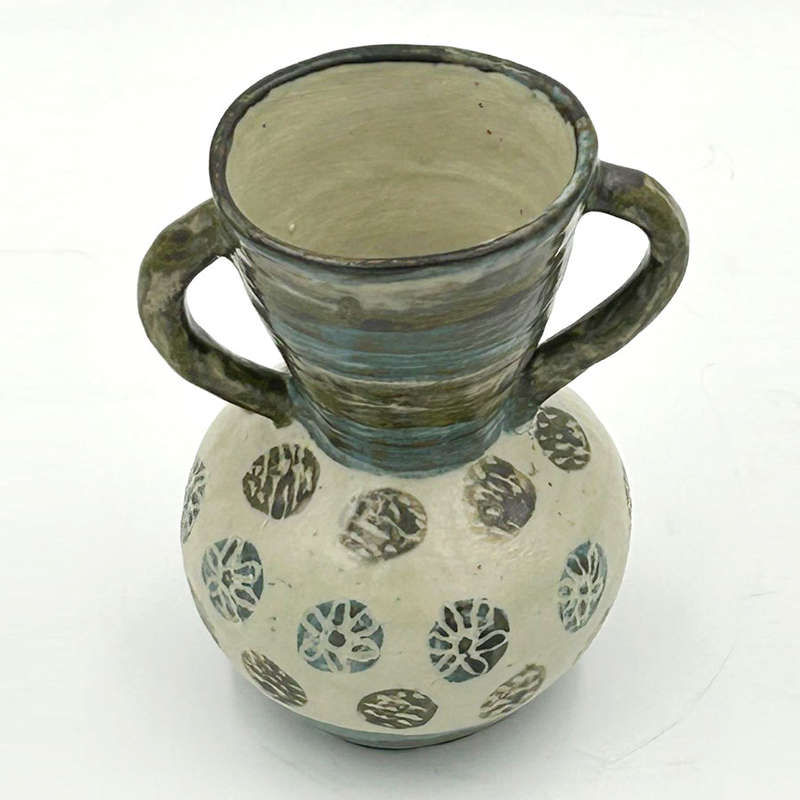 Rorke's Drift Pottery Vase L Shabangu 2016