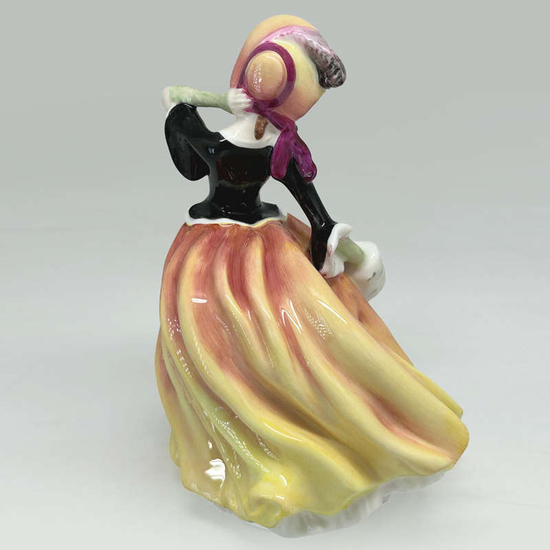 Royal Doulton Figurine Autumn Breezes HN2131
