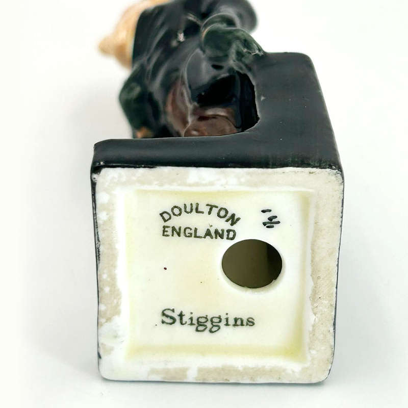 Royal Doulton Figurine Stiggins M50