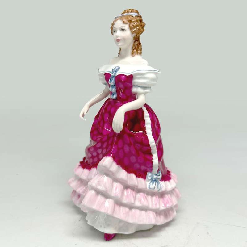 Royal Doulton Figurine Sweet Sixteen HN3648