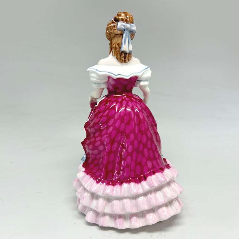 Royal Doulton Figurine Sweet Sixteen HN3648