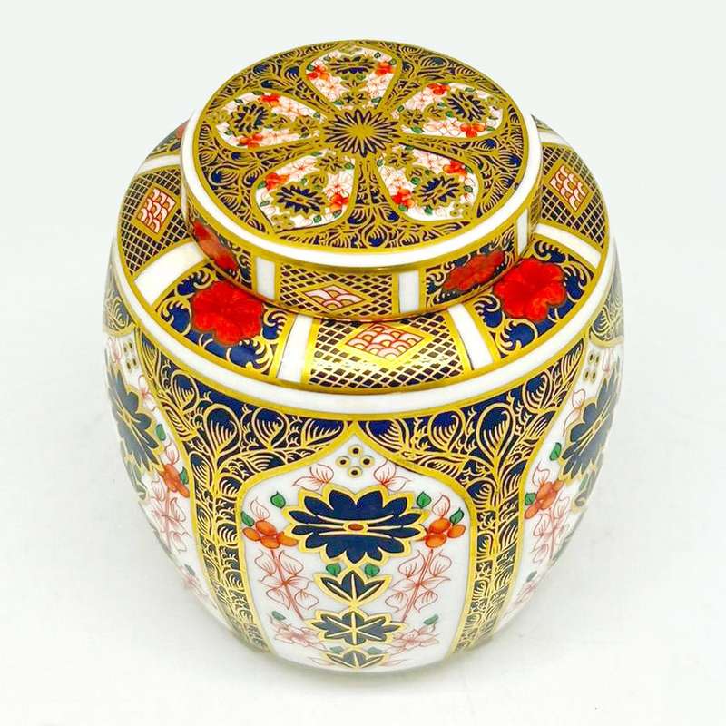 Royal Crown Derby Old Imari Ginger Jar 1128