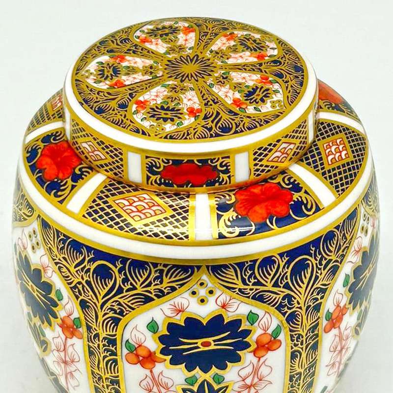 Royal Crown Derby Old Imari Ginger Jar 1128