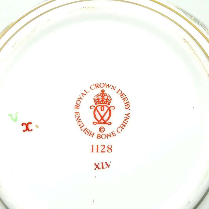 Royal Crown Derby Old Imari Ginger Jar 1128