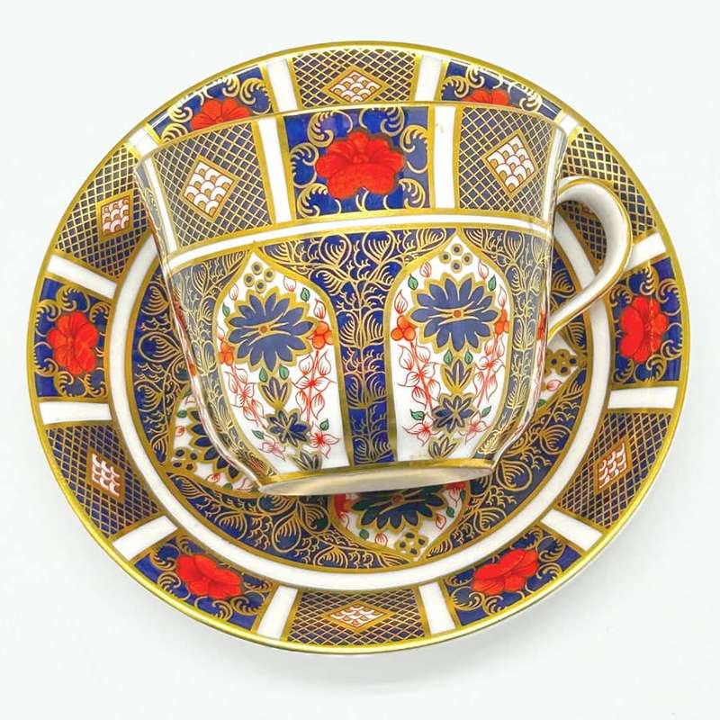Royal Crown Derby Old Imari Large Breakfast Cup and Saucer 1128