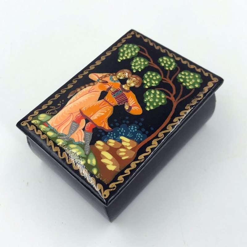 Russian Hand Painted Lacquered Box Figures Under Tree