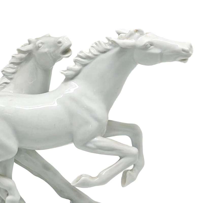 Schaubach Kunst Kurt Steiner Blanc De Chine Wild Horse Scene