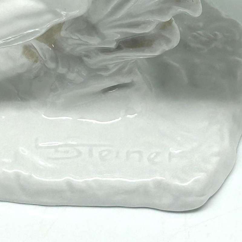 Schaubach Kunst Kurt Steiner Blanc De Chine Wild Horse Scene